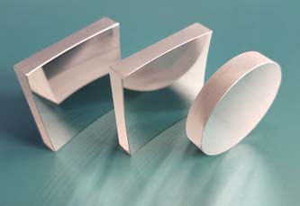 常见光学反射镜及其应用场景